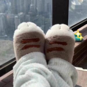 New Adorable Kitty Claw Slippers Women's Home Shoes Non Slip Furry